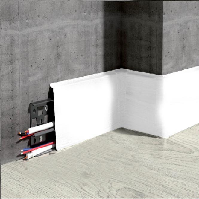 Podlahová lišta Hi-Line Prestige 89 bílá lesk