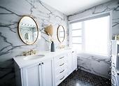 Styl Glamour: koupelna s nádechem lesku a elegance