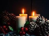 Vánoční svícen - nejkrásnější dekorace svátečního stolu