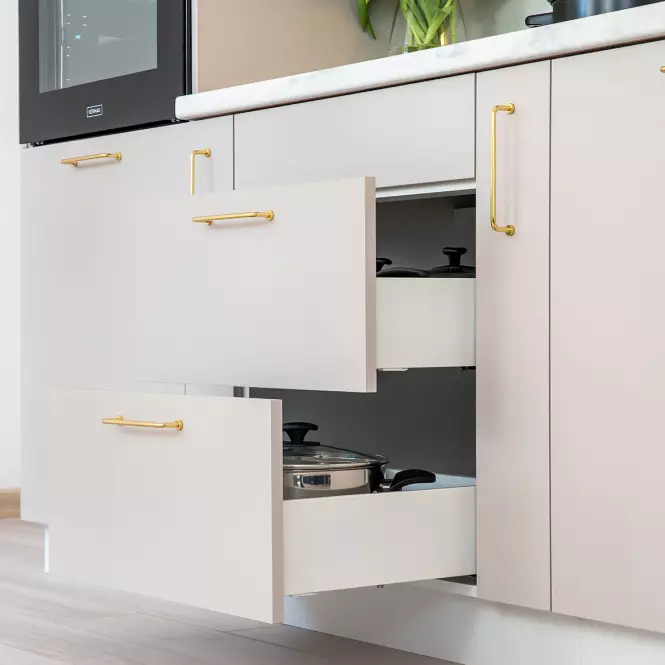 Boční panel Max 720x564 sv. béžová,7