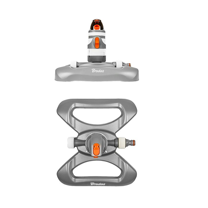 Dvoustupňový turbínový postřikovač na sáňkách BRADAS WL-Z12