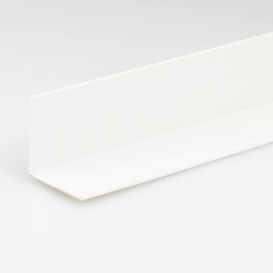 Profil uholníkový PVC bily lesk 15x15x1000