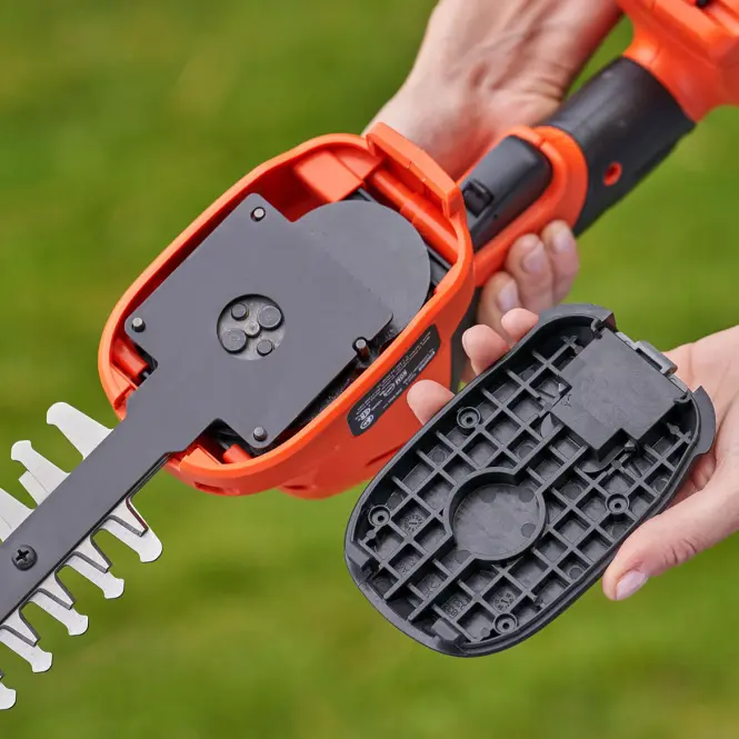 Akumulátorové nůžky na trávu a živý plot Black+Decker BCSS18D1-QW,13