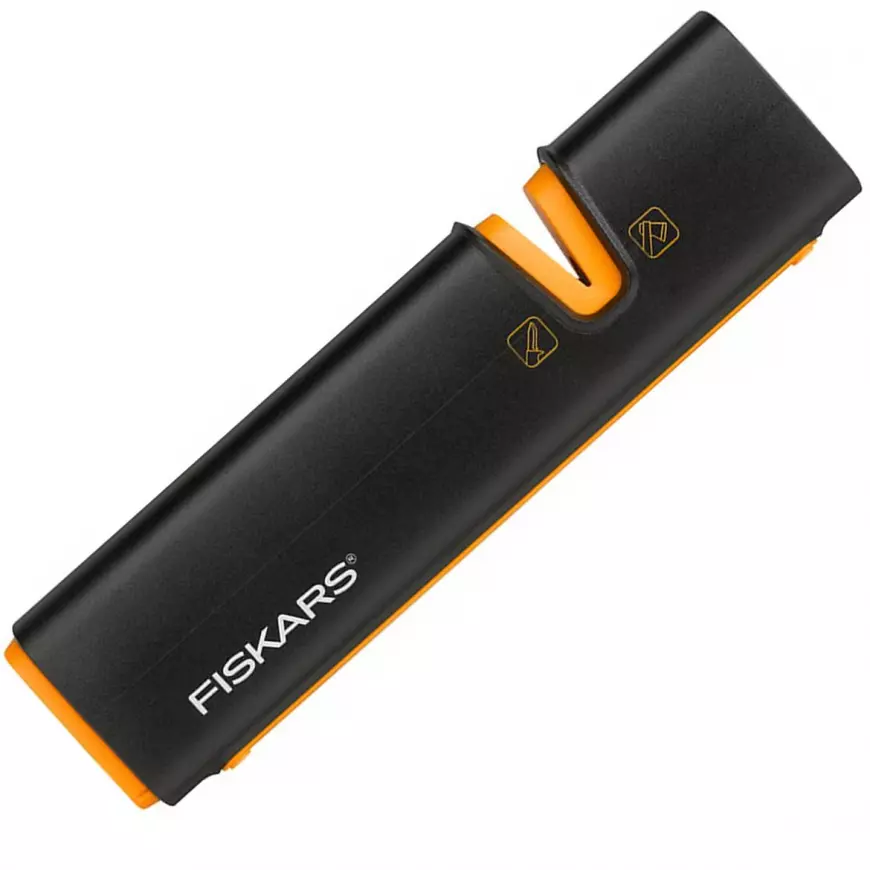 Baumax.cz: Ostřič nožů a seker xsharp FISKARS