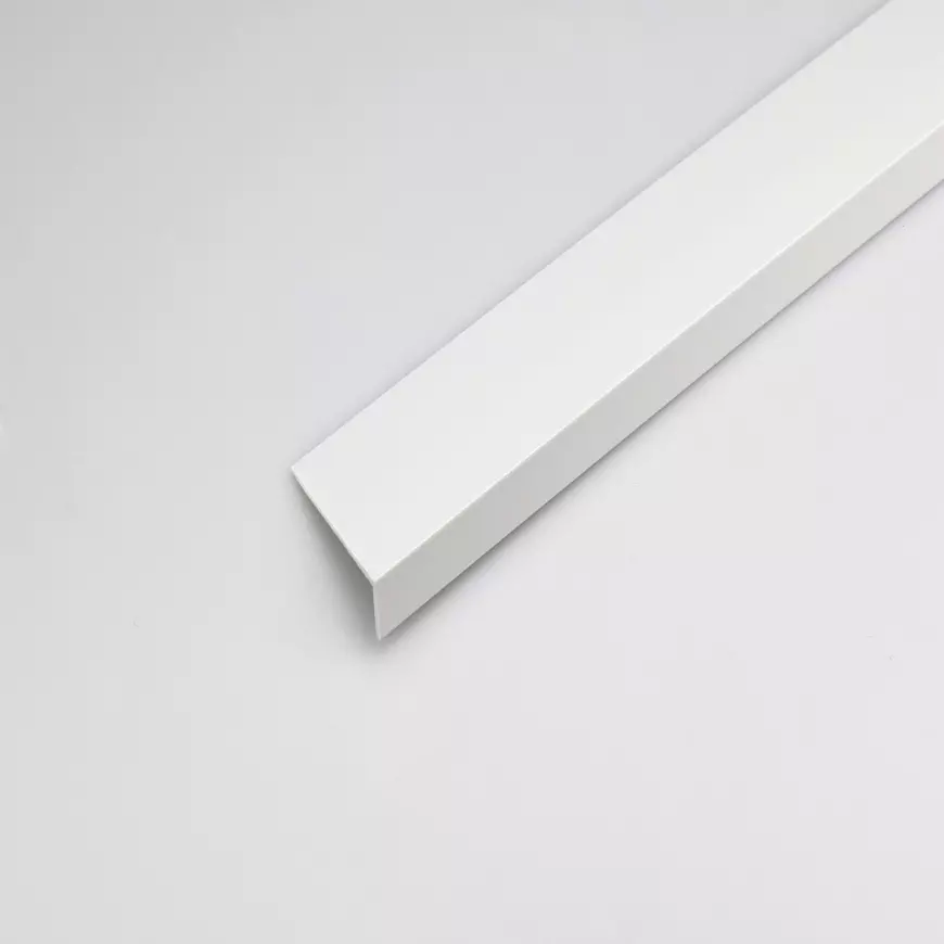 Rohový Profil PVC Bílý Satén 30x20x1000