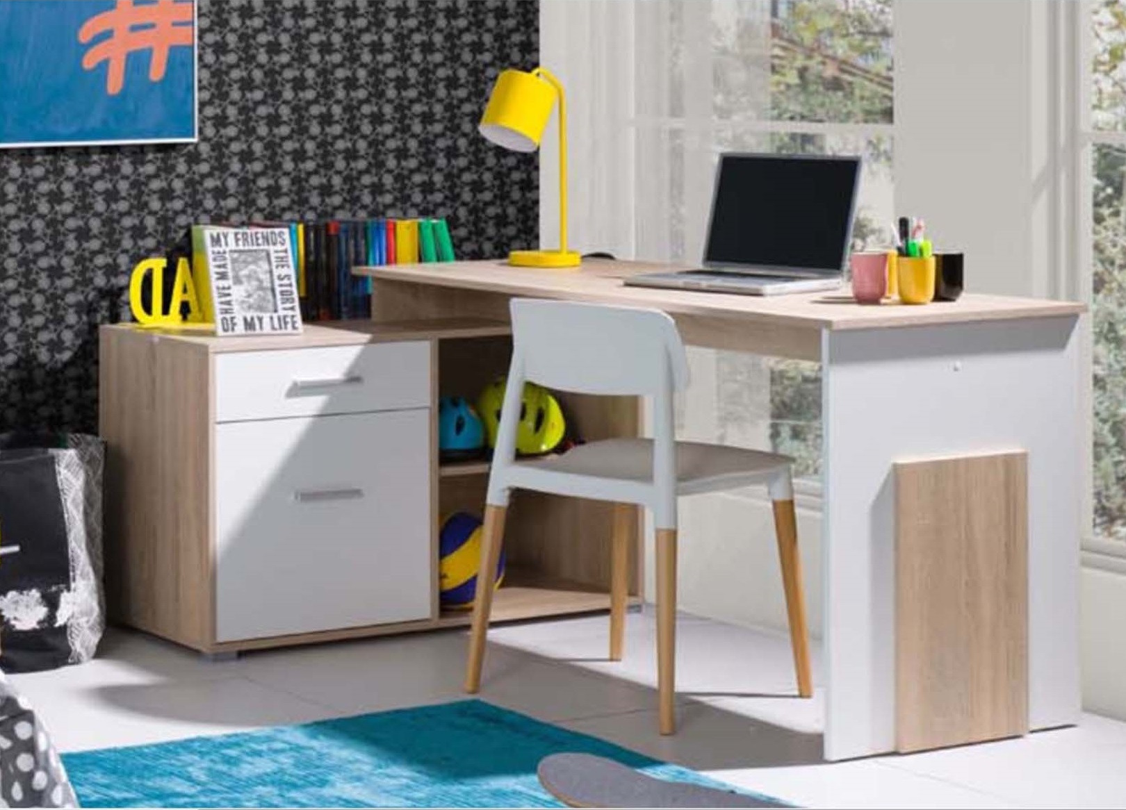 Rohové kancelářské stoly -Baumax