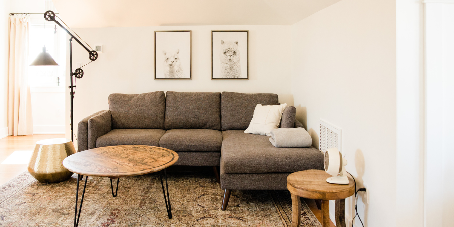 Podzimní výzdoba obývacího pokoje – použijte textilie