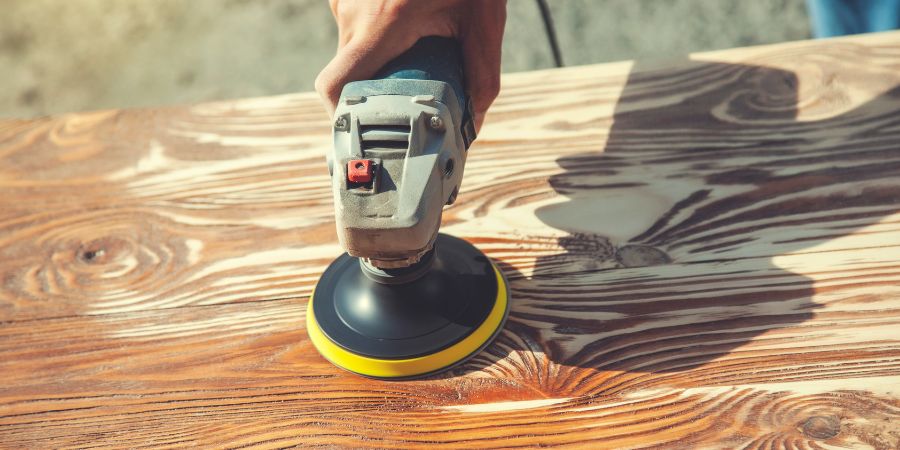 Jak obnovit dřevěnou kuchyňskou desku? - příprava pracovní desky