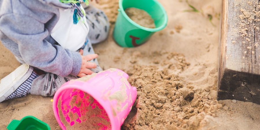 Písek pro pískoviště: jak vybrat ten nejlepší a zajistit bezpečí dětí (písek, pískoviště, vybrat, nejlepší) Písek pro pískoviště: jak vybrat ten nejlepší a zajistit bezpečí dětí